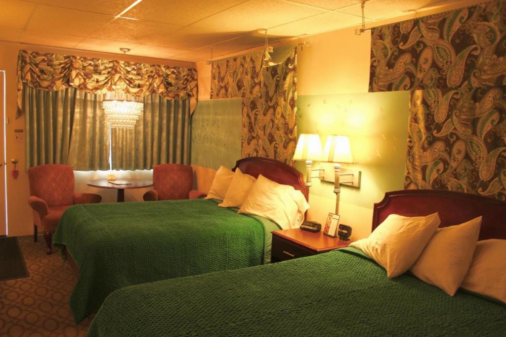 Room image 5