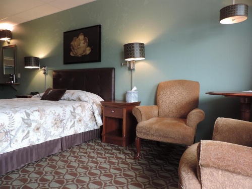 Plaza Motor Motel image 12